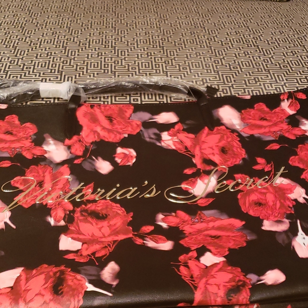 Victoria's Secret overnight bag/tote